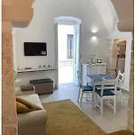 White Stone Flats & Сasa de vacaciones *