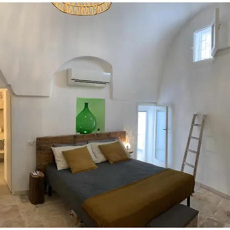 Ferienhaus White Stone Flats & *