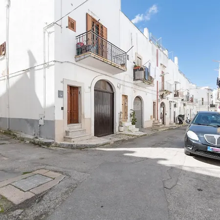 White Stone Flats & Casa de Férias *