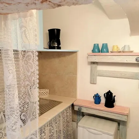 White Stone Flats & Holiday home Ostuni